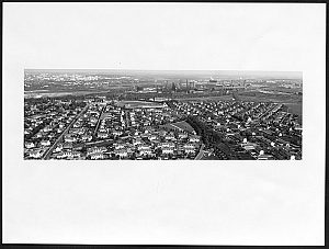 Vue aérienne du Plateau de la SMN. Années 1960. 2fi/49 © Archives du Calvados